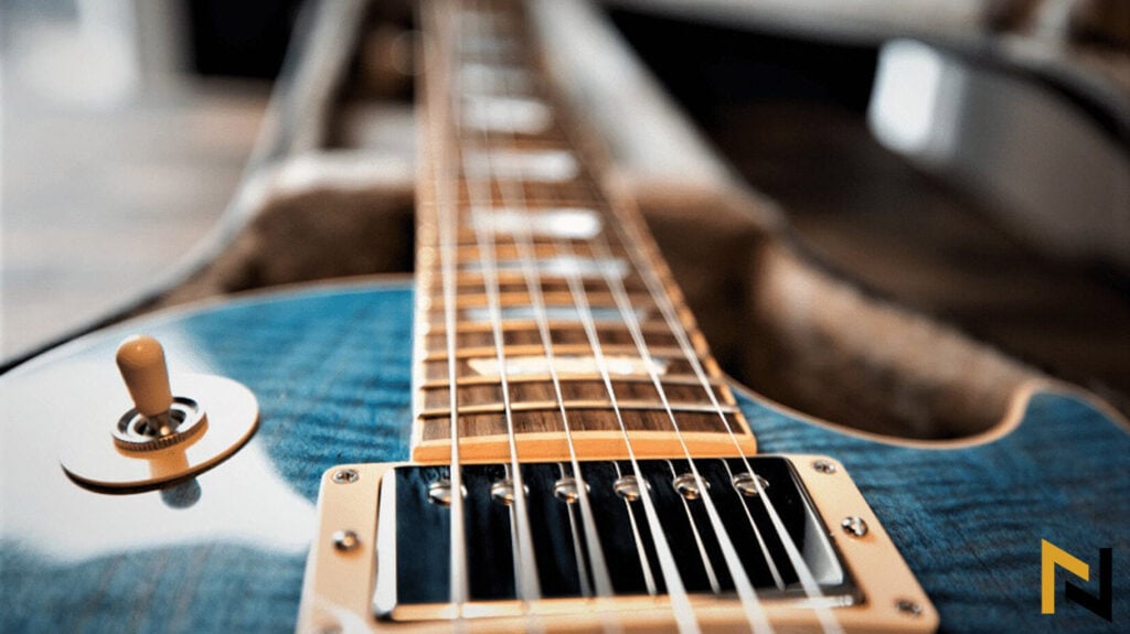 5 BEST Electric Guitar Strings for Blues in 2023