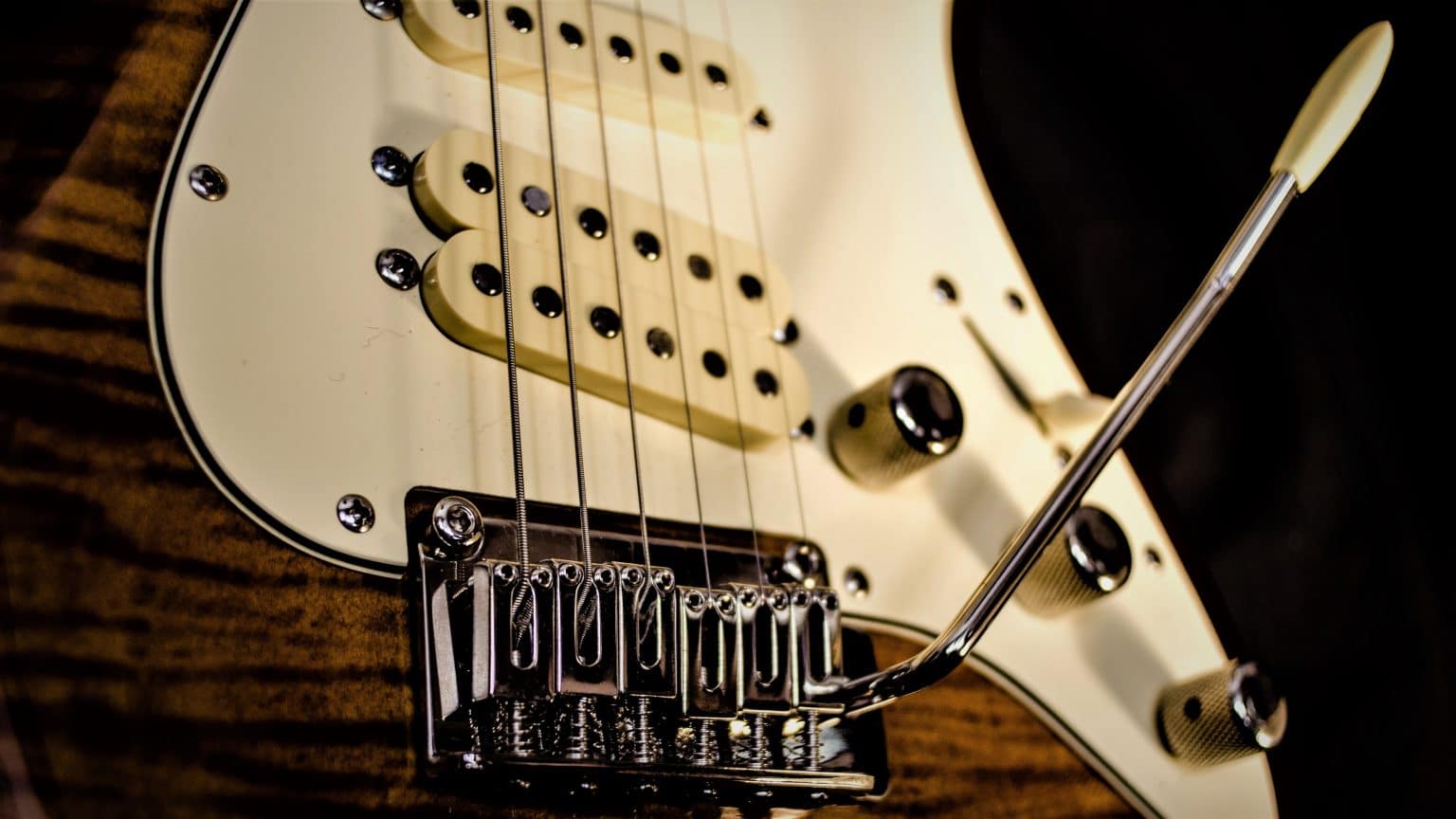 Why Do My Guitar Strings Buzz(Fret Buzz)? And How to Fix It