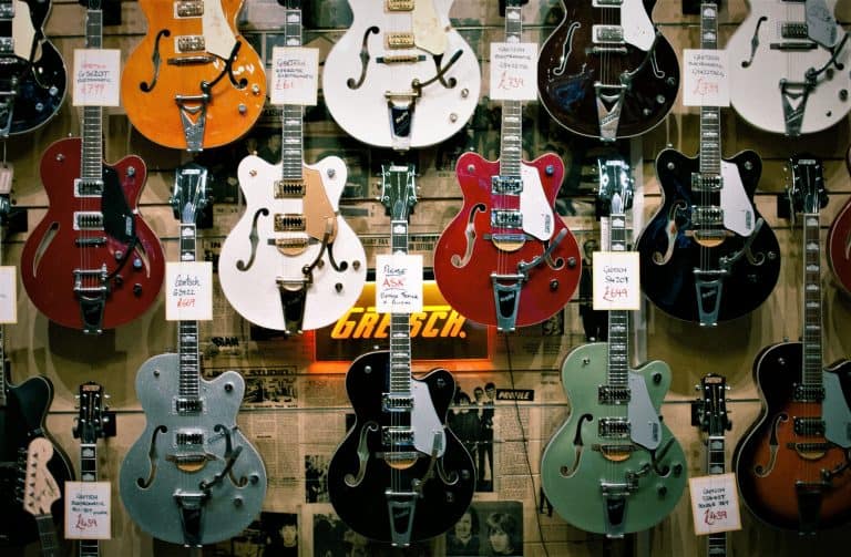 5 BEST Lap Steel Guitars for Beginners (2023)