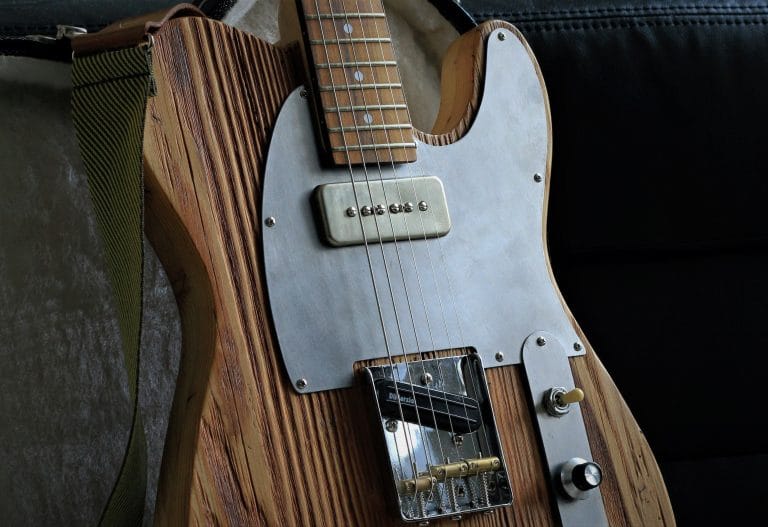 5 Best Guitar Stands for Gibson Explorers in 2022