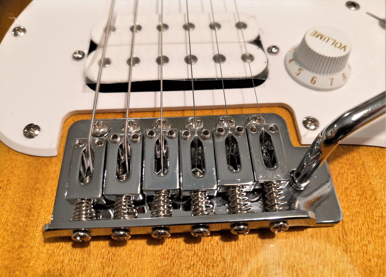 Squier Bullet Stratocaster HSS Review INDEPTH TESTED