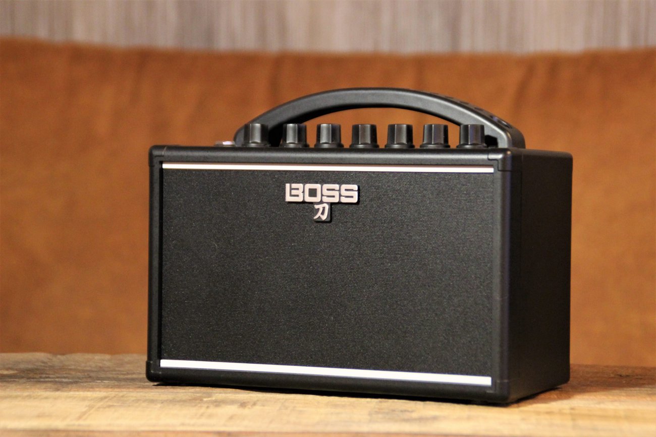 boss katana mini compact guitar amp