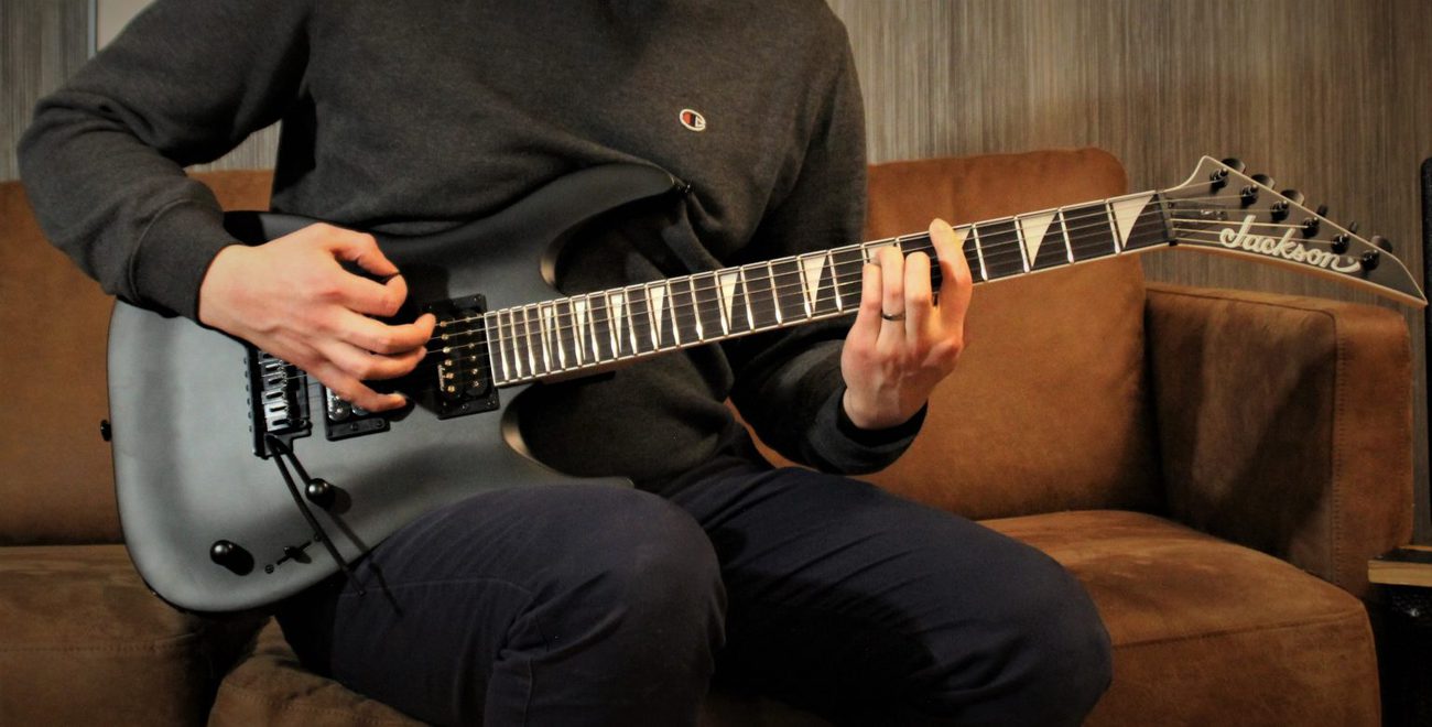 BEST Guitar Neck Shapes for Small Hands Full Guide