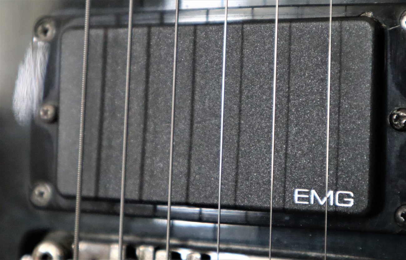 47 Guitars with EMG Pickups The Gates of Metal