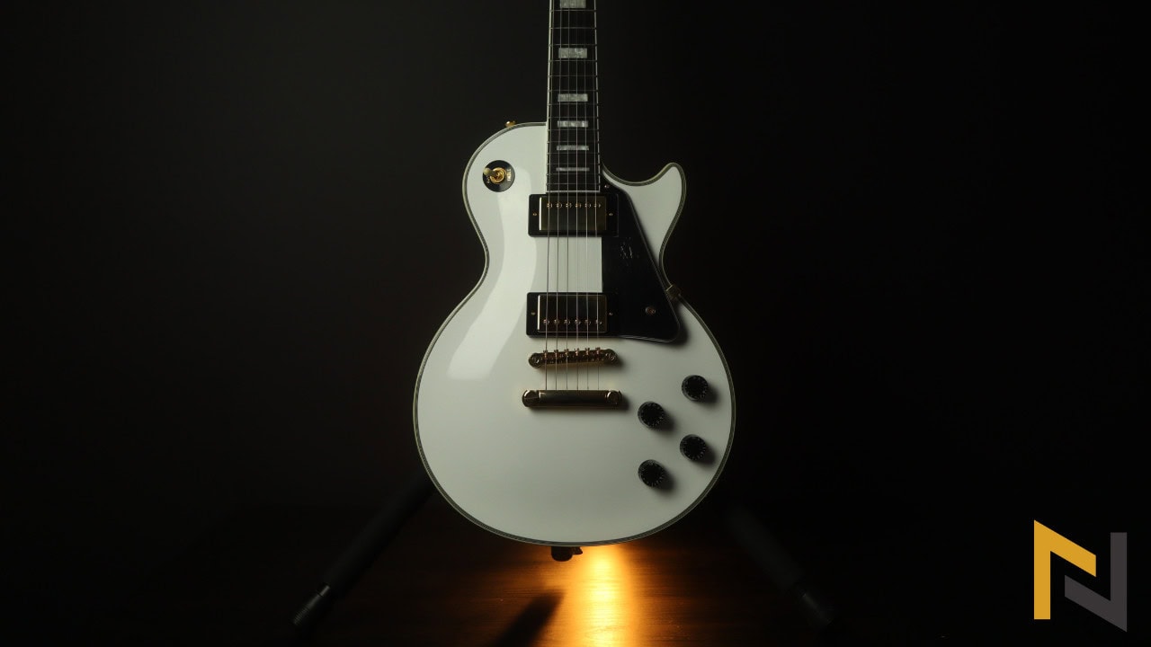 You are currently viewing Epiphone Les Paul vs. Gibson Les Paul: When to Go for Cheaper?